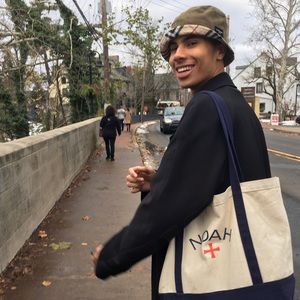 Meet your Posher, Eddie